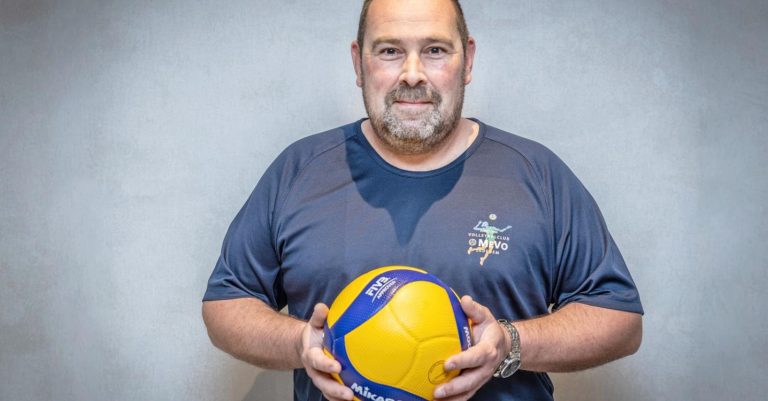 herdenking van de volleybalcoach geannuleerd vanwege onvoorziene omstandigheden. blijf op de hoogte van de nieuwste updates.