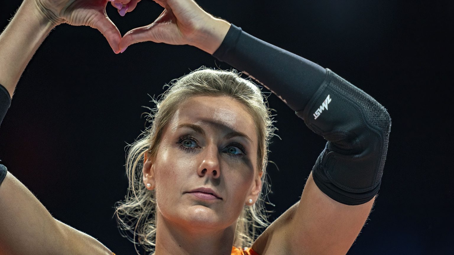 ontdek de voor- en nadelen van een mogelijke fusie tussen amerikaanse volleyballeagues en wat dit betekent voor de toekomst van de sport.