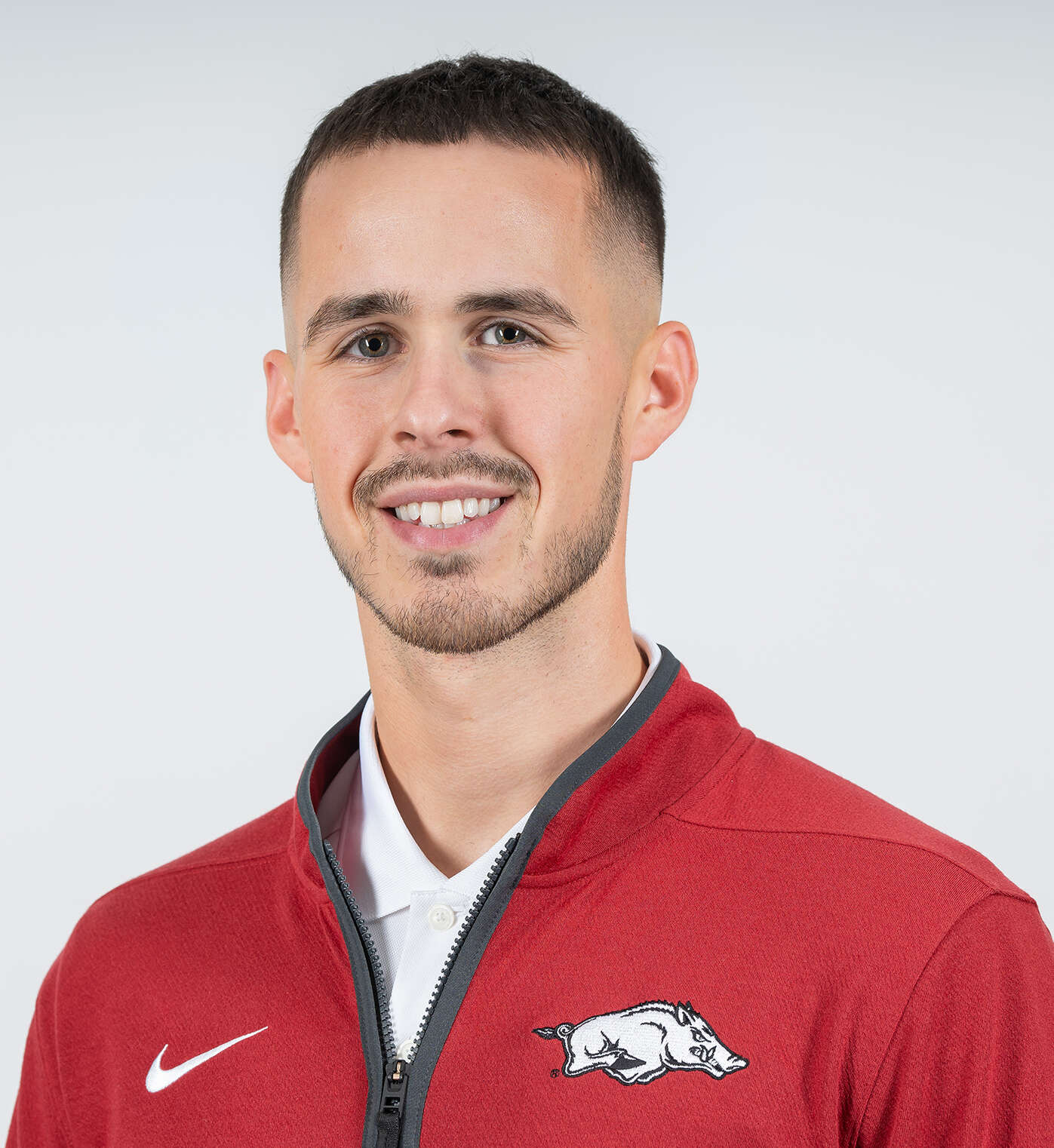 calipari deelt zijn reactie na de zwaarste nederlaag van arkansas en bespreekt de toekomst van het team.