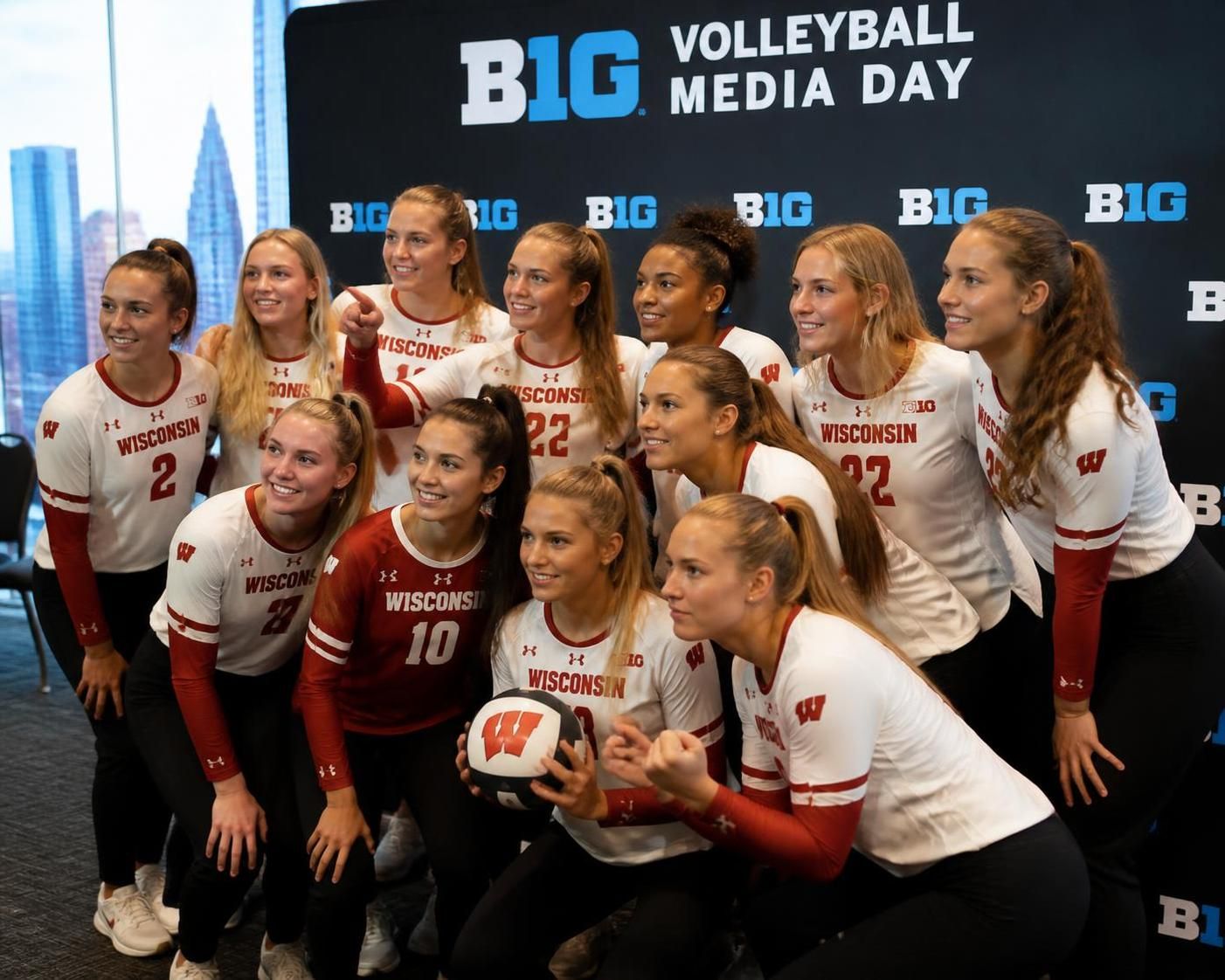 ontdek de belangrijkste inzichten van wisconsin volleyball gedeeld tijdens de big ten media dag 2026, inclusief teamupdates, strategieën en verwachtingen voor het komende seizoen.